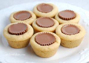 reeses-peanut-butter-cup-cookies-005